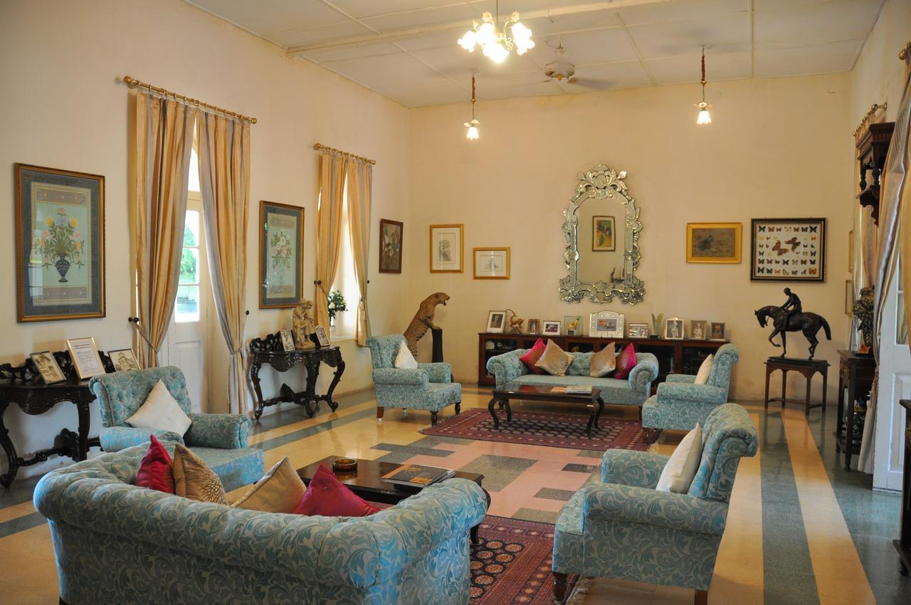 Orchard Palace Gondal 외부 사진